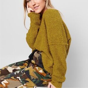 Free People Finders Keepers V-Neck Boucle Sweater in Athena Moss Green XS NWT